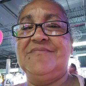 Meet your Posher, Carmen d.